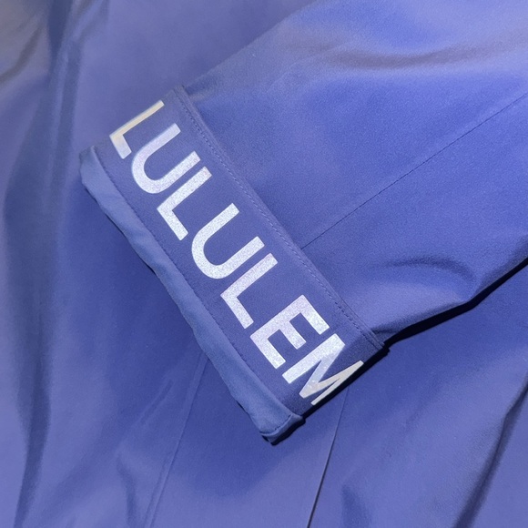 Lululemon Rain Rebel Jacket - Size 14 Wild Indigo - Picture 5 of 5